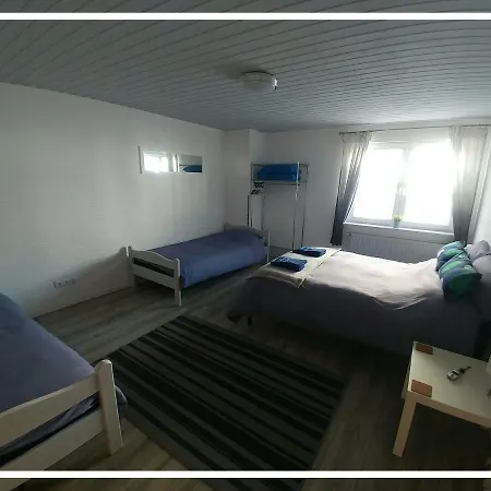 Sliders Guest house *